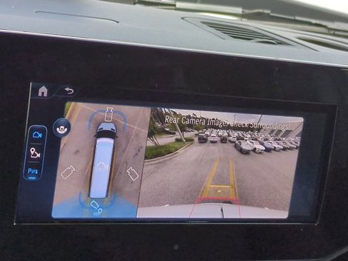 Used 2025 Mercedes-Benz Sprinter 2500 image 20