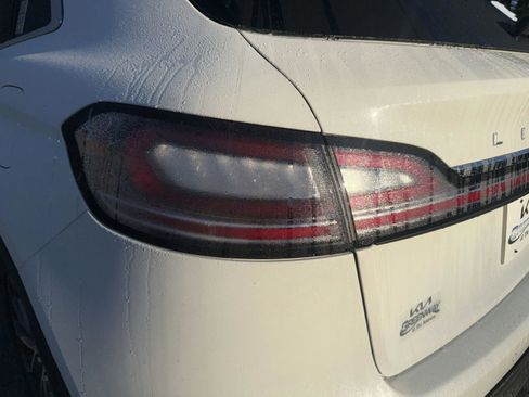 Used 2021 Lincoln Nautilus Reserve w/ Equipment Group 201A image 7