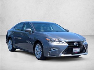 Used 2016 Lexus ES 350 w/ Luxury Package w/Wood Trim FWD video 3