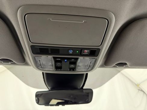 Used 2023 Honda Odyssey Touring image 43