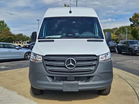 Used 2026 Mercedes-Benz Sprinter 2500 image 3
