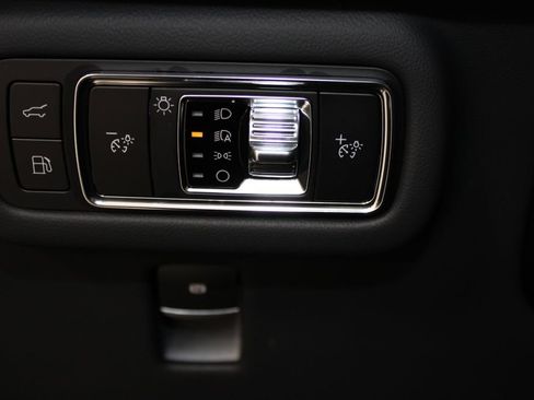 New 2025 Lincoln Nautilus Premier w/ Equipment Group 102A image 41