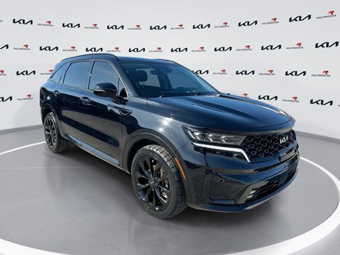 Certified 2023 Kia Sorento SX FWD image 1