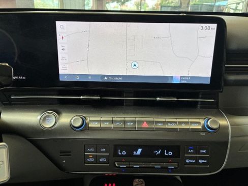 Used 2024 Hyundai Kona SEL w/ Convenience Package FWD image 25