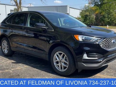 Used 2024 Ford Edge SEL image 2