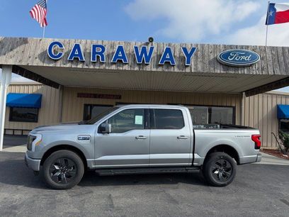 New 2025 Ford F150 Lightning Lariat