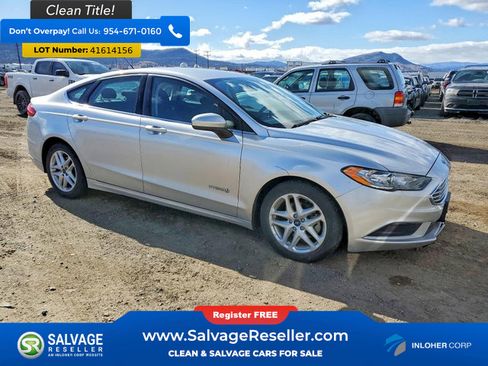 Used 2017 Ford Fusion SE image 5