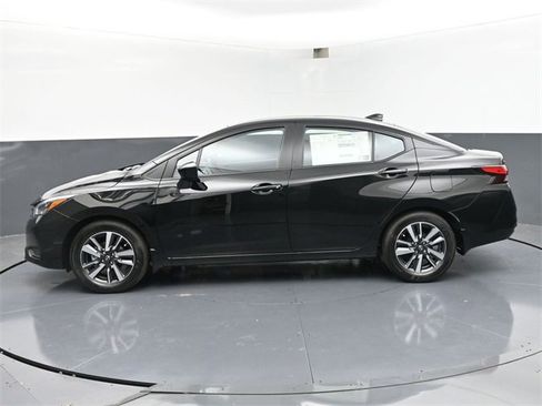 New 2025 Nissan Versa SV w/ Trunk Package image 4