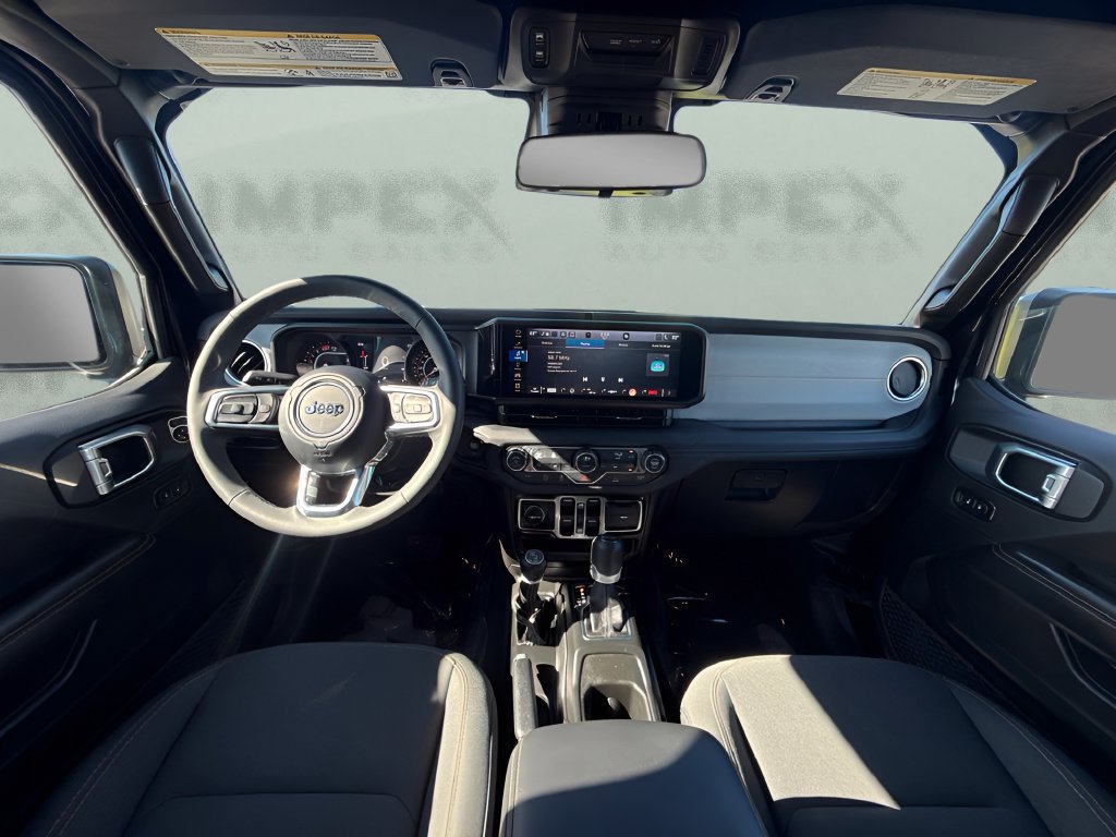 Used 2026 Jeep Wrangler Unlimited Sahara AWD/4WD image 14