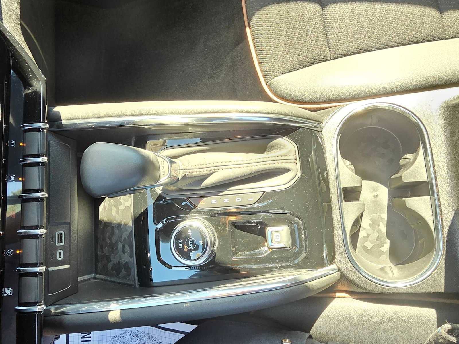 Used 2026 GMC Canyon AT4 AWD/4WD image 21
