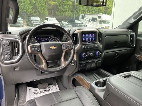 Used 2022 Chevrolet Silverado 2500 High Country AWD/4WD image 33