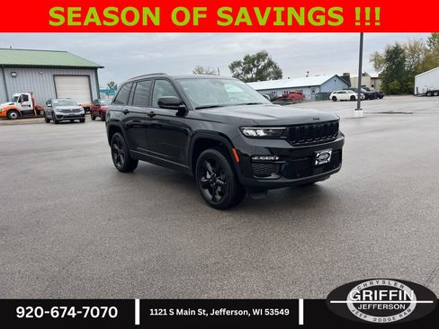 New 2025 Jeep Grand Cherokee Limited w/ Luxury Tech Group II image 7