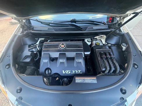 Used 2016 Cadillac SRX Luxury w/ Driver Awareness Package FWD image 22