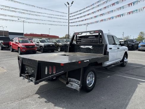 Used 2024 RAM 3500 SLT w/ Quick Order Package 2YG SLT AWD/4WD image 13