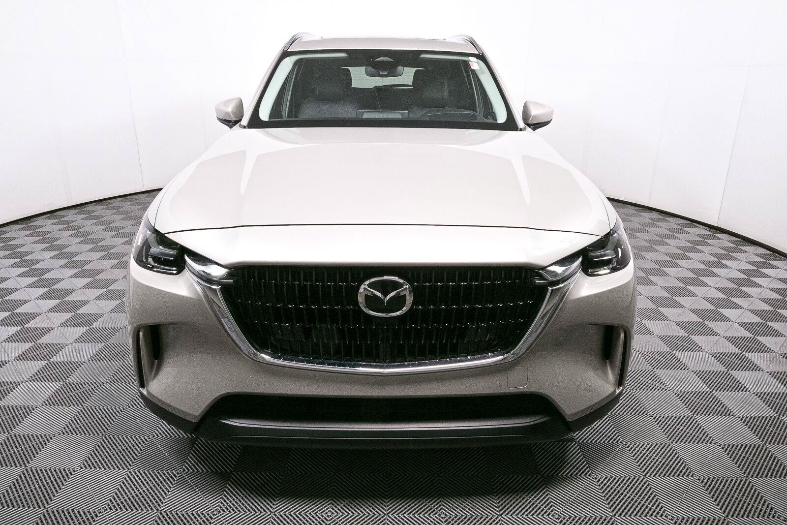 Used 2024 MAZDA CX-90 3.3 Turbo w/ Preferred Plus AWD/4WD image 36
