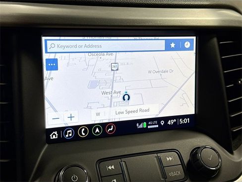 Used 2022 GMC Acadia SLT w/ Preferred Package image 15