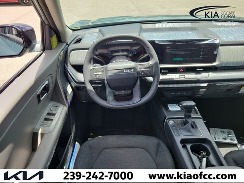 New 2027 Kia Seltos S FWD image 15