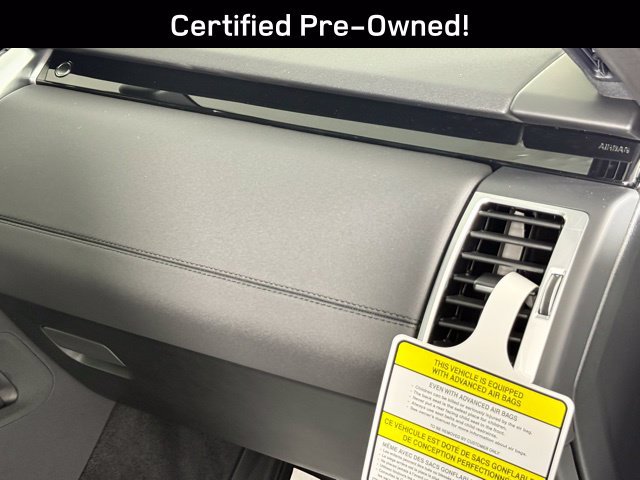 Used 2025 Land Rover Discovery S AWD/4WD image 32