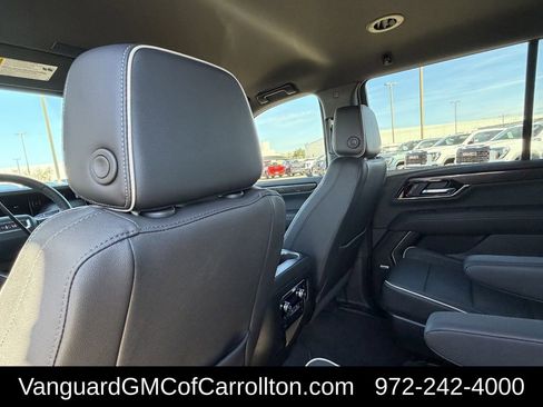 New 2026 GMC Yukon Elevation image 15