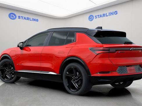 New 2026 Chevrolet Equinox EV RS image 3