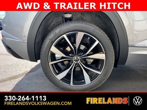 New 2026 Volkswagen Atlas Cross Sport SEL Premium R-Line image 23