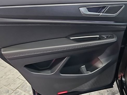 New 2026 Volkswagen Atlas Cross Sport SEL image 21