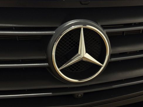 Used 2024 Mercedes-Benz Sprinter 2500 image 42