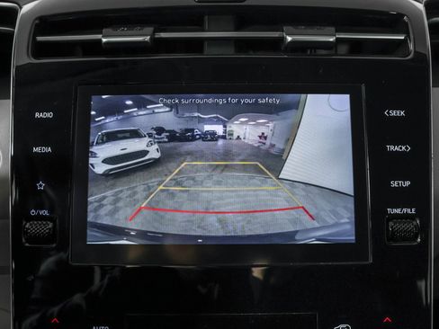 Used 2022 Hyundai Tucson Blue image 8