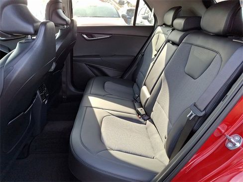 New 2025 Kia Niro EX Touring image 6