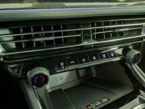 New 2026 Chevrolet Traverse High Country image 27