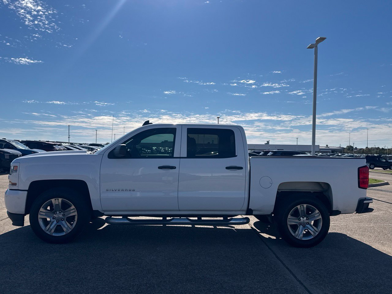 Used 2018 Chevrolet Silverado 1500 Custom w/ Custom Convenience Package RWD image 16