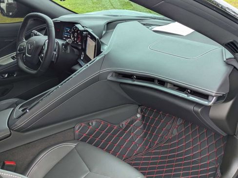 Used 2024 Chevrolet Corvette Stingray Coupe w/ 1LT RWD image 17