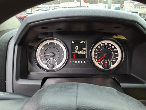 Used 2019 RAM 1500 Classic SLT image 16