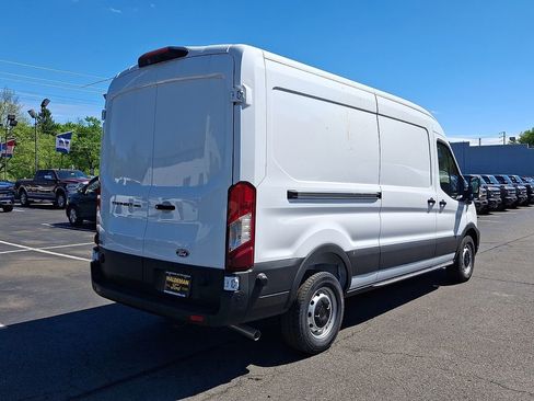 New 2026 Ford Transit 250 148 Medium Roof w/ Load Area Protection Package RWD image 4