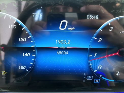 Used 2021 Mercedes-Benz GLE 350 4MATIC w/ 3rd Row Seat Package image 11