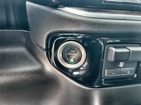 Used 2022 Chevrolet Silverado 1500 LT Trail Boss w/ LT Trail Boss Premium Package image 16