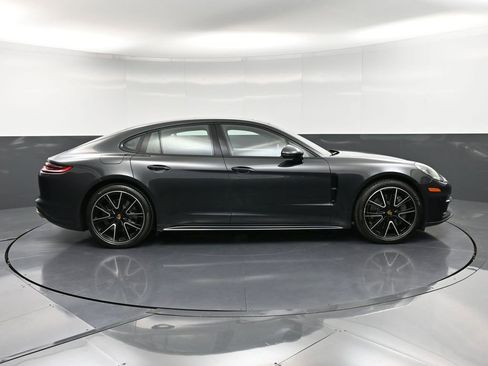 Certified 2018 Porsche Panamera 4S image 9