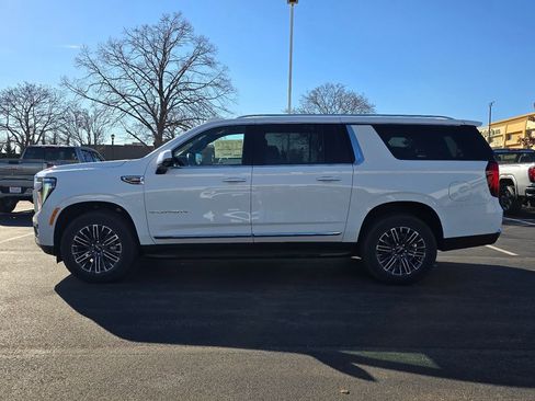 New 2026 GMC Yukon XL Elevation w/ Elevation Premium Package image 7