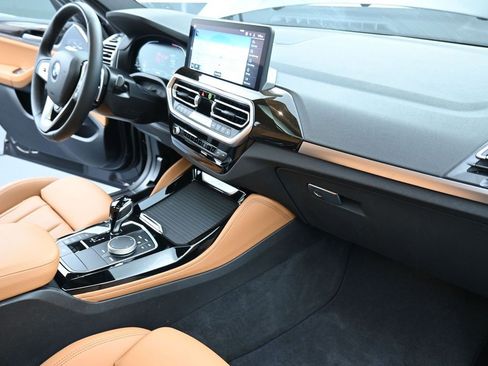 Used 2024 BMW X4 xDrive30i image 19