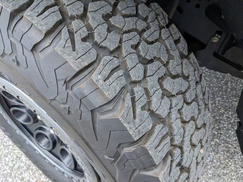 Used 2025 Ford F150 Raptor AWD/4WD image 37