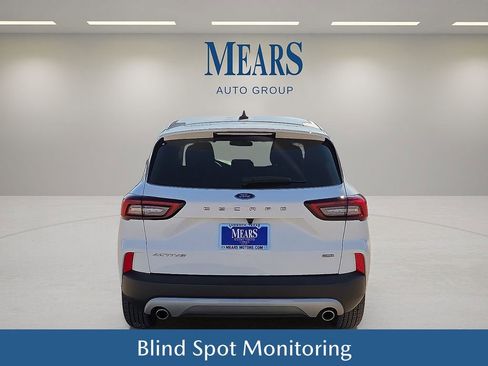 Used 2023 Ford Escape Active image 5