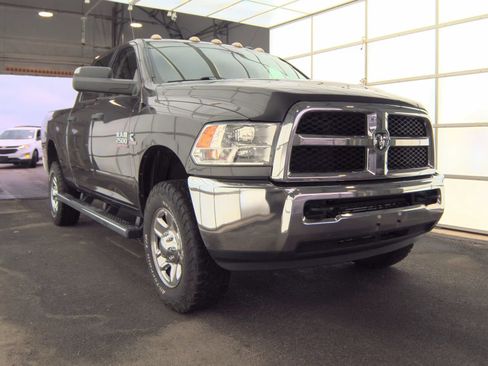 Used 2016 RAM 2500 Tradesman w/ Chrome Appearance Group image 6