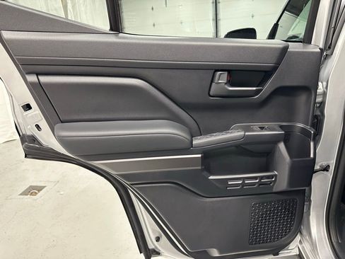 Used 2025 Toyota 4Runner TRD Off-Road image 42