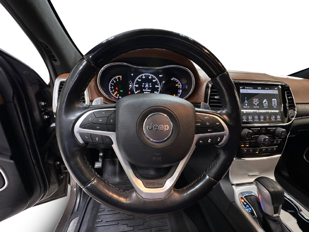 Used 2020 Jeep Grand Cherokee Summit AWD/4WD image 16