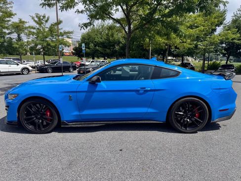 Used 2022 Ford Mustang Shelby GT500 w/ Technology Package RWD image 6