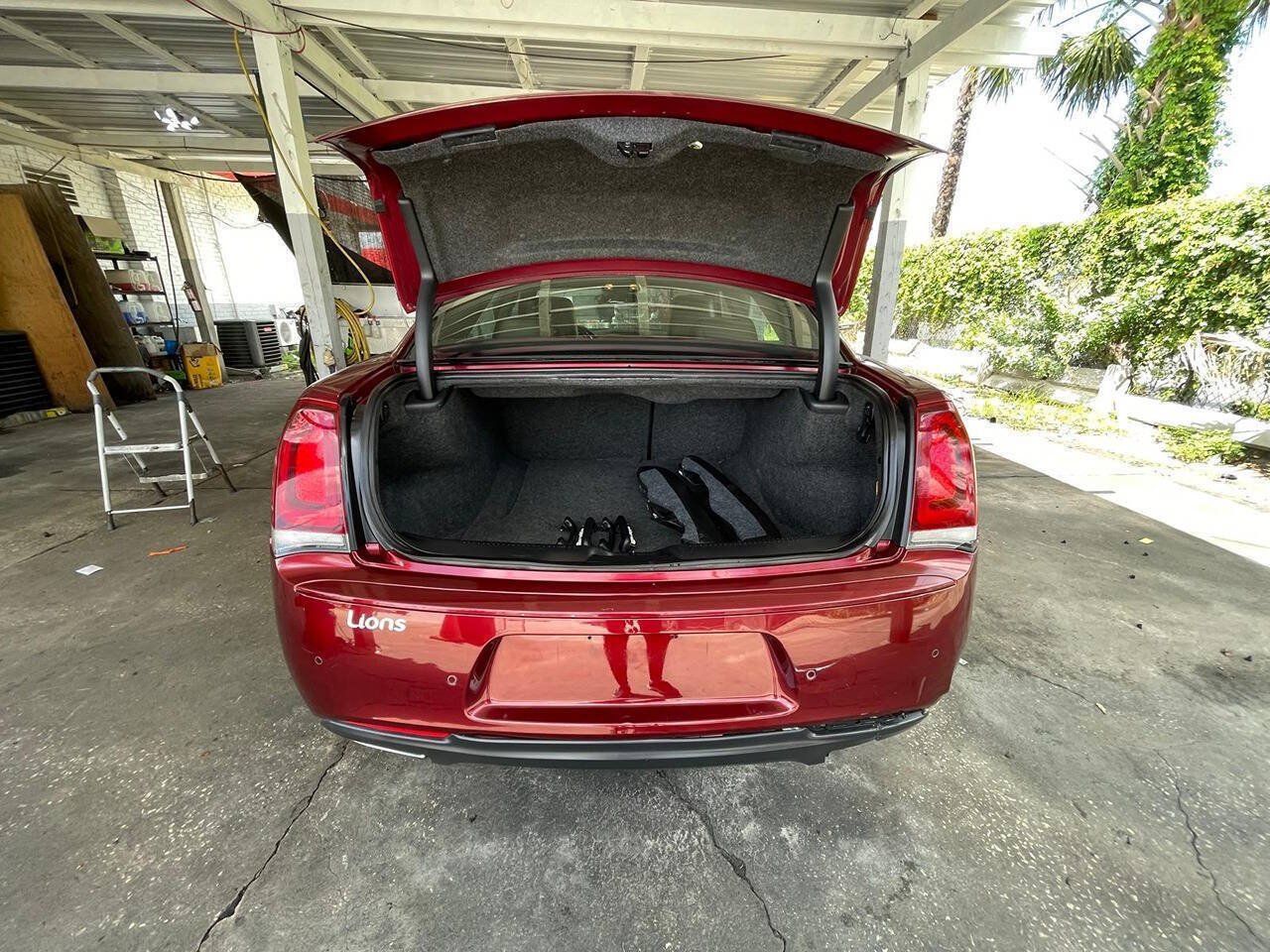 Used 2021 Chrysler 300 S RWD image 13