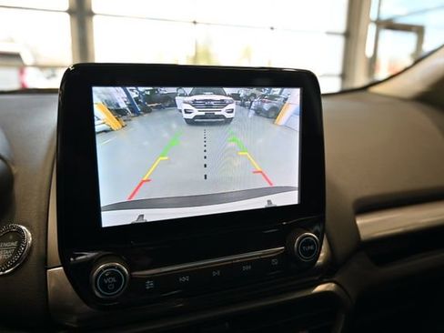 Used 2020 Ford EcoSport SE w/ SE Convenience Package image 16