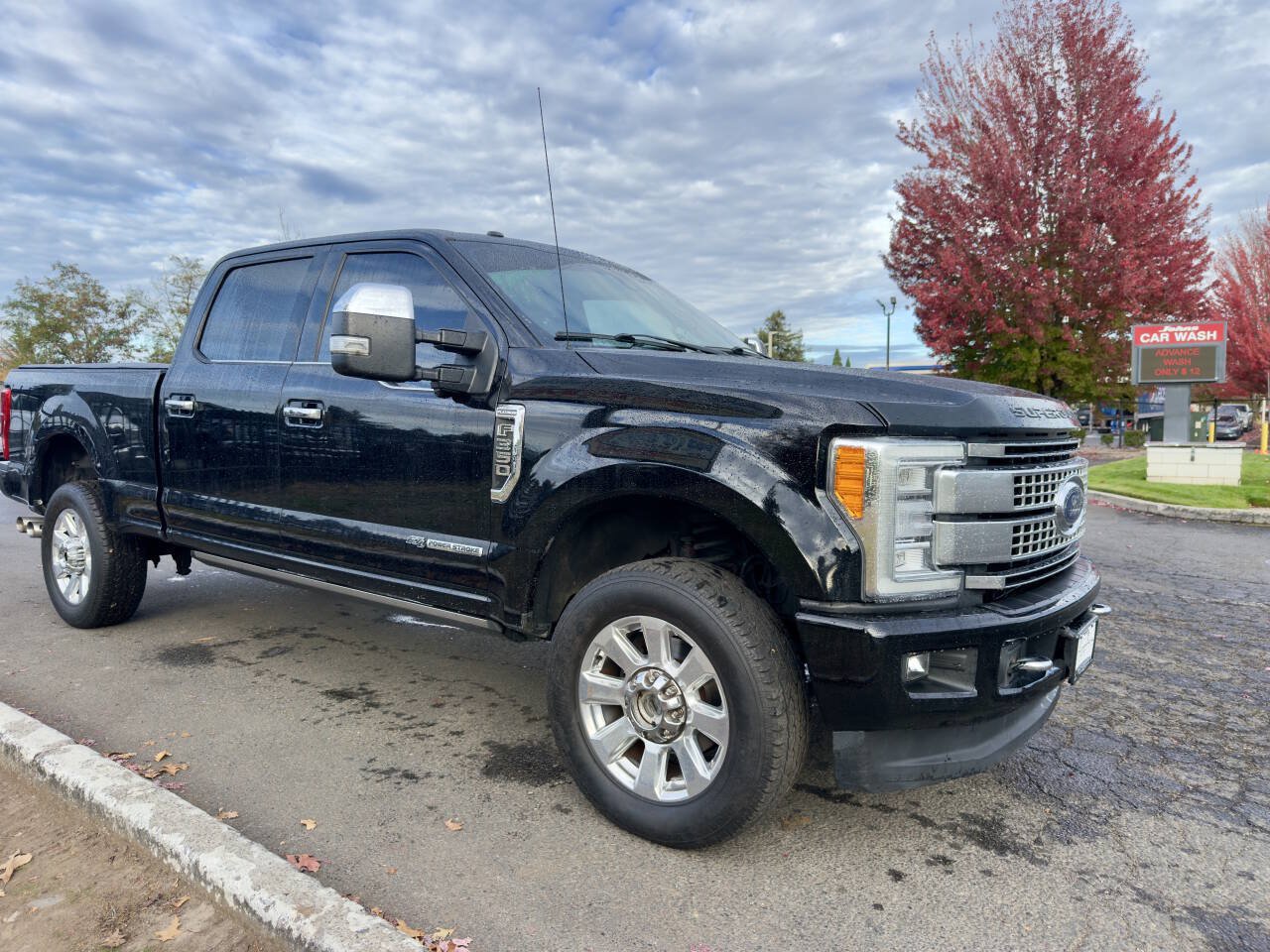 Used 2017 Ford F350 Platinum w/ Platinum Ultimate Package AWD/4WD image 13