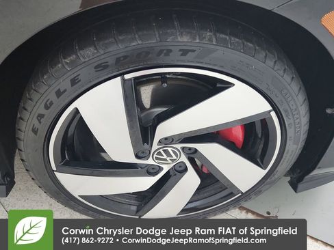 Used 2024 Volkswagen GTI S FWD image 33