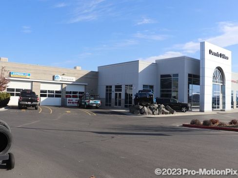 Used 2010 Dodge Journey SXT w/ Flexible Seating Group FWD image 30